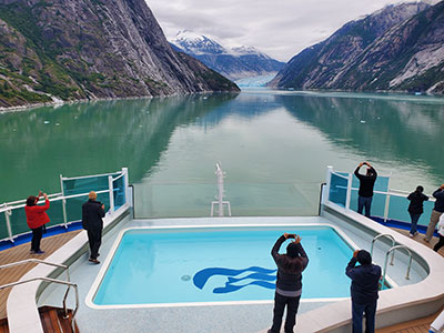 Sailing Endicott Arm and Dawes Glacier in Alaska